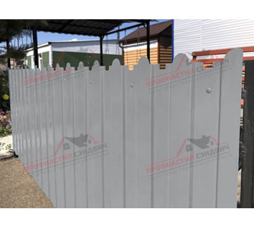 Купить Профнастил фигурный C8 - 0,45 ПЭ с пленкой RAL 7004 сигнальный серый, по отличной цене!