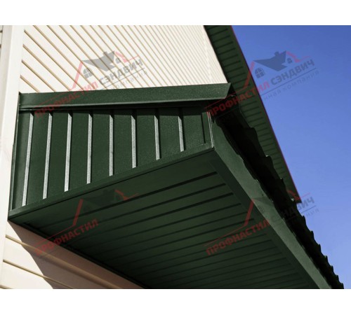 Купить софит металлический без перфорации 0,5 GreenCoat Pural BT с пленкой RR 11 